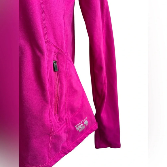 Ladies Mountain Hardwear Fuschia 1/4 Zip Pullover, Size Small - Picture 4 of 7